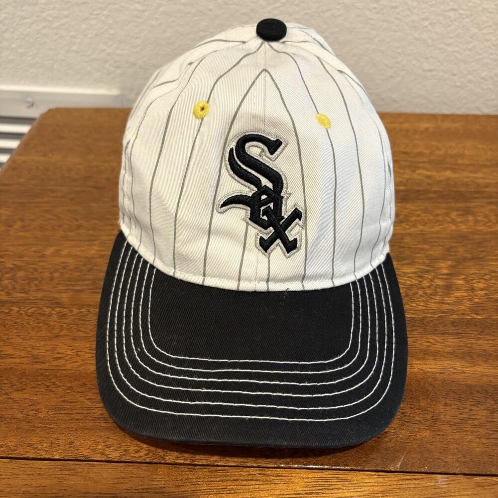 Melonwear Chicago White Sox Hat Cap Strap‎ Back White Pinstripe Marquette Bank